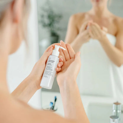 Refreshing Cleanser - Firm & Smooth