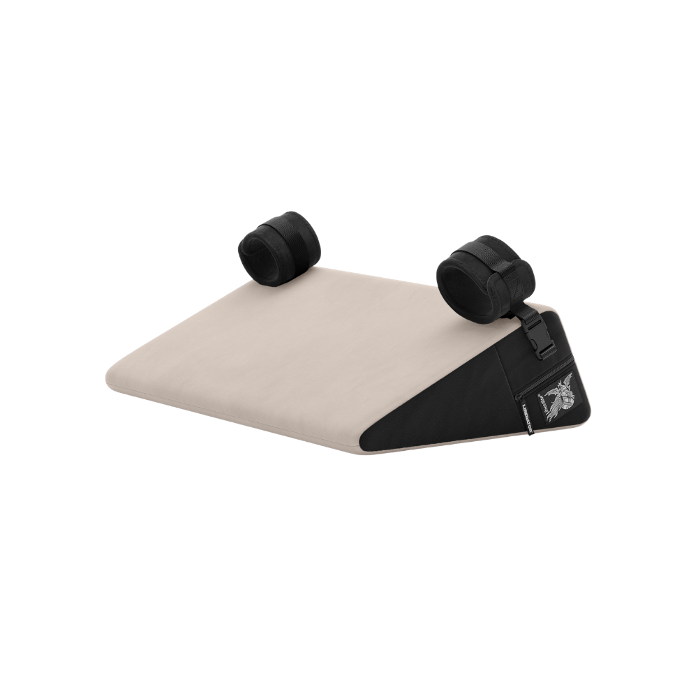 Wedge (with ties)
